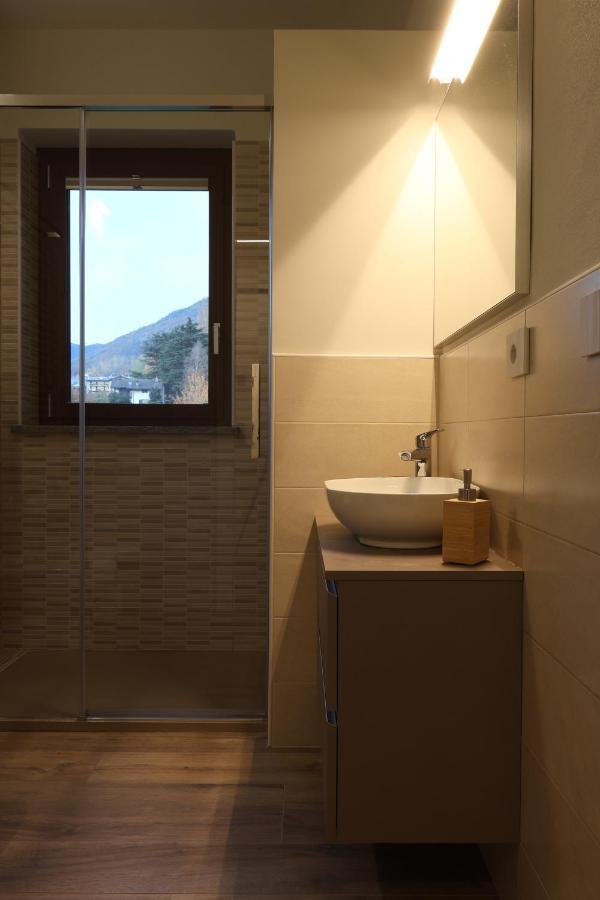 Maison Miravalle Wifi Parcheggio Giardino أَويستا المظهر الخارجي الصورة